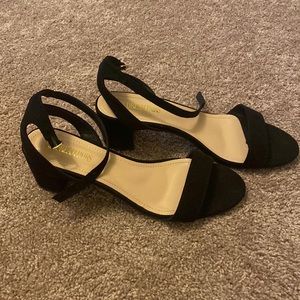 Black Dream Pairs heels